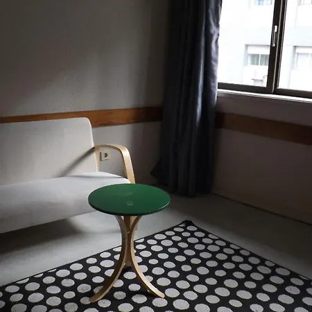 City Drops Hostel Private Yellow Room 2 Single Bed شقة فندقية بورتو