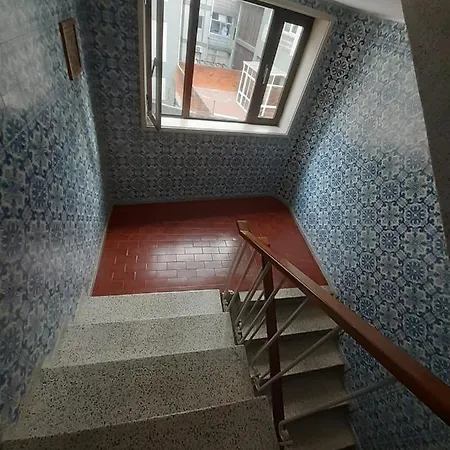 Aparthotel City Drops Hostel Private Yellow Room 2 Single Bed *